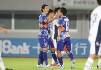 呉屋 大翔(#33)の今季21得点目となるゴールで長崎が幸先よく先制に成功!【明治安田J2 第35節 長崎vs町田】