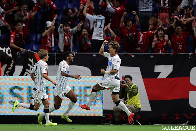 後半42分、FKから最後はキム ミンテがしっかりと押し込んでアウェイの札幌が同点に追いつく！【ルヴァンカップ 準決勝 第1戦 Ｇ大阪vs札幌】
