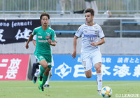 試合終盤にダビド コンチャ(G大23/#11)が同点ゴールを奪い、2-2の引き分けに終わった【明治安田J3 第26節 鳥取vsG大23】
