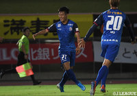 後半20分、左からのふわりとしたクロスに大谷 駿斗(富山)がヘディングで合わせ、先制点を獲得!【明治安田J3 第26節 富山vs熊本】