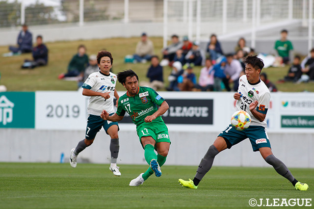 差波 優人が惜しいシュートを放つなどゴールに迫った八戸だったが得点は奪えず、連勝は2でストップした【明治安田Ｊ３ 第26節 八戸vs相模原】