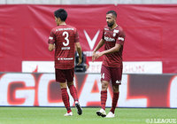 今夏加入後初出場となったジョアン オマリ(神戸/#44)がCKからヘディングシュートを決めて、1点を返す!【明治安田J1 第29節 神戸vsFC東京】