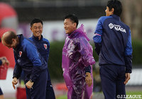 無敗街道をひた走る横浜FCを止めたのは京都！タイムアップの笛が鳴り響き、中田 一三監督からは笑顔がこぼれた【明治安田Ｊ２ 第37節 京都vs横浜FC】