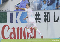 ワンツーから抜け出したイサック クエンカ（#7）がGKの頭上を越すループシュートを決め、鳥栖が先制に成功【明治安田Ｊ１ 第29節 磐田vs鳥栖】