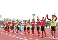 ここ3試合で8失点していた守備を見直し、修正を図った金沢が3位の山形を下し、10位に浮上【明治安田J2 第37節 金沢vs山形】