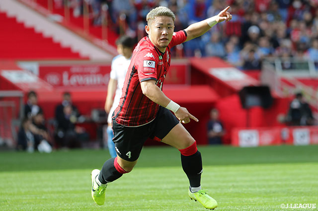 白井のクロスがファーサイドに流れると、これに反応した菅 大輝が思い切りよく右足を振り抜く！これが決まり札幌が先制点を奪う！【ルヴァンカップ 決勝 札幌vs川崎Ｆ】