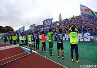 ホームの山形が3-0快勝！勝点3を積み上げ、2位の座をキープした【明治安田Ｊ２ 第38節 山形vs愛媛】