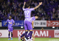 後半43分、川辺 駿(広島)が橋岡のオウンゴールを誘発し同点に追いつく!【明治安田J1 第31節 広島vs浦和】