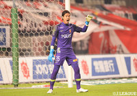 ACL決勝第1戦は西川が出場停止となるため、代役を務めた福島 春樹(浦和)。土居のシュートをストップするなど見せ場を作ったが、無失点には抑えられず【明治安田J1 第30節 鹿島vs浦和】