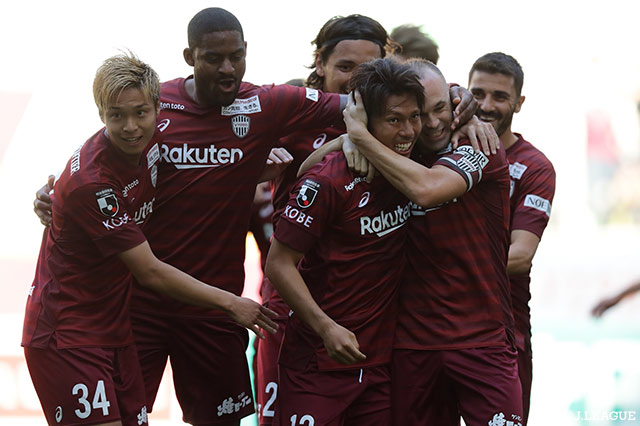 こぼれ球に反応した小川 慶治朗がペナルティエリア中央からシュートを放つ！相手DFに当たりコースが変わったボールがゴールに吸い込まれ神戸が先制に成功！【明治安田Ｊ１ 第30節 神戸vs仙台】