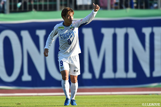 河田 篤秀のこの日2点目となる得点が決まり、徳島が5点のリードを奪う【明治安田Ｊ２ 第39節 岐阜vs徳島】