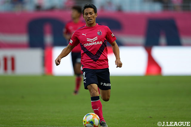 1点が欲しいＣ大阪は、後半33分に田中 亜土夢を投入する【明治安田Ｊ１ 第30節 Ｃ大阪vs松本】