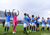 ホームの横浜FCが2-0で快勝。勝点を70に伸ばし、2位に浮上した【明治安田J2 第39節 横浜FCvs長崎】