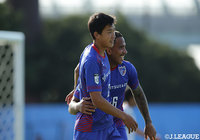 開始9分、原 大智(#24)が5試合連続となる得点を奪い、ホームのF東23が先制に成功!【明治安田J3 第30節 F東23vs秋田】