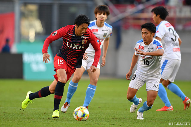 前半終了間際に惜しいシュートを放つなど、鹿島の攻撃陣を引っ張った伊藤 翔は70分までプレーした【明治安田Ｊ１ 第31節 鹿島vs川崎Ｆ】