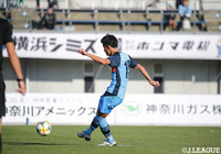 後半35分のPKを奥田 晃也が沈めて、YS横浜が逆転に成功!【明治安田J3 第30節 相模原vsYS横浜】