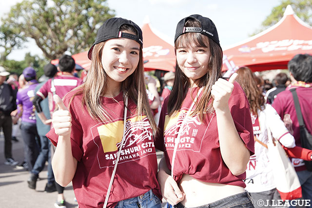 ホーム最終戦！首里城再建へ向けたチャリティーTシャツを着て応援♪【明治安田Ｊ２ 第40節 琉球vs京都】