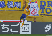 ハモン ロペスのラストパスを絶好のタイミングで走り込んだ関口 訓充がダイレクトで流し込み、ホームの仙台が先手を奪う【明治安田Ｊ１ 第31節 仙台vs清水】