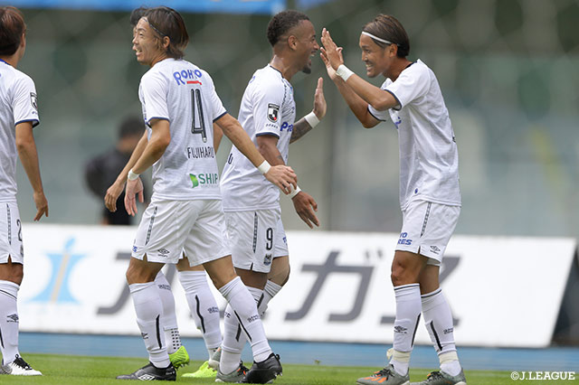 宇佐美 貴史（Ｇ大阪）はこのゴールでＪ１通算50得点を達成した【明治安田Ｊ１ 第31節 大分vsＧ大阪】