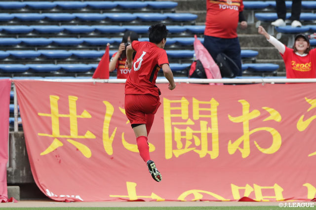 終了間際の90分に新玉 瑛琉が同点ゴールを奪い、名古屋U-18が土壇場で試合を振り出しに戻す【Ｊユースカップ 準決勝 名古屋U-18vs大宮U18】