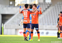 長野が下口の挙げた1点を守り抜いてウノゼロ勝利。5試合負けなしとした【明治安田Ｊ３ 第31節 長野vs沼津】