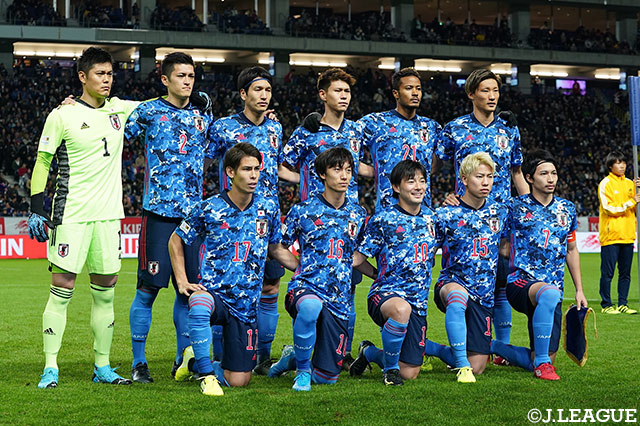 日本のスターティングメンバー。Ｊリーグからは、橋本 拳人（FC東京）や畠中 槙之輔（横浜FM）など5人が名を連ねた【国際親善試合 日本vsベネズエラ】