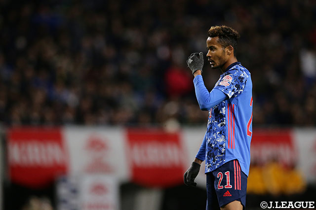 2トップの一角を担った鈴木 武蔵（札幌）。見せ場を作れず前半の45分で退いた【国際親善試合 日本vsベネズエラ】