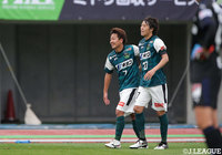 スルーパスに反応した大石 治寿（相模原/#27）がシュートを放ち、先制に成功する【明治安田Ｊ３ 第32節 相模原vs熊本】