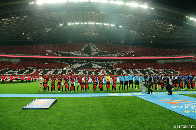 浦和サポーターによる圧巻のコレオグラフィー【ACL 決勝 第2戦 浦和vsアルヒラル】