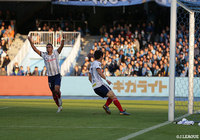 終了間際にも途中出場の遠藤 渓太がゴールを決め、横浜FMが試合を決定づける4点目を獲得【明治安田Ｊ１ 第33節 川崎Ｆvs横浜FM】