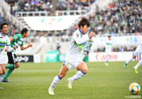 松田 天馬（湘南）がスピードに乗ったドリブルで相手陣内に侵入【明治安田Ｊ１ 第34節 松本vs湘南】