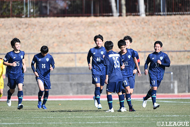 開始7分、小泉 慎二の得点で福岡Ｕ－１８が幸先よく先制に成功！【JINYC GS 第3節 光州ＦＣvs福岡Ｕ－１８】