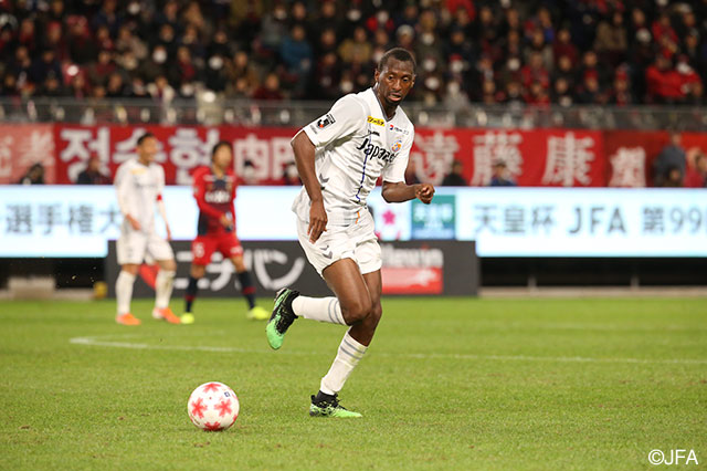 長短のパスを繰り出し攻撃にリズムを生んだカイオ セザール（長崎）【天皇杯 準決勝 鹿島vs長崎】