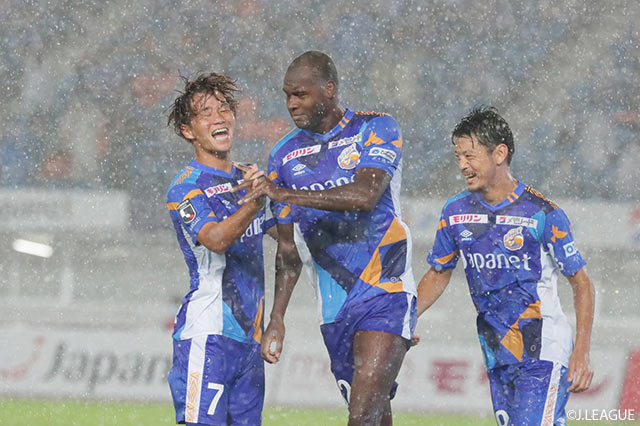 【明治安田Ｊ２ 第4節 長崎vs愛媛】