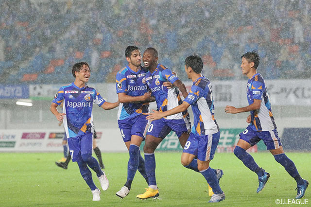 【明治安田Ｊ２ 第4節 長崎vs愛媛】