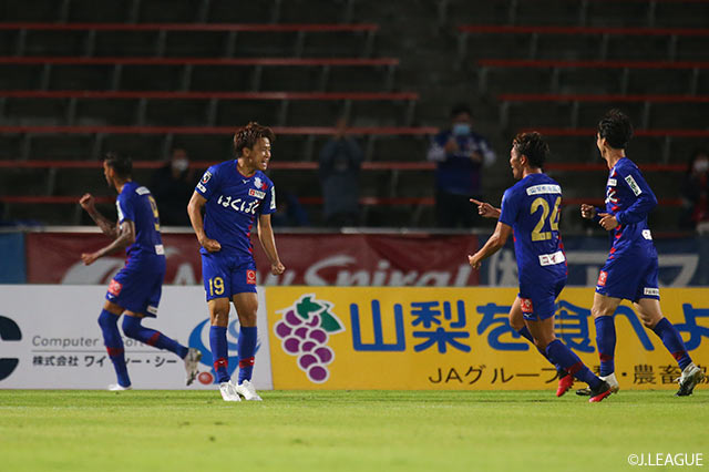 【明治安田Ｊ２ 第26節 甲府vs北九州】