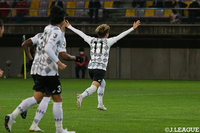 【明治安田Ｊ１ 第30節 仙台vs神戸】