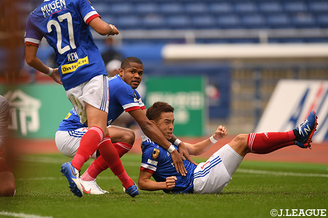 【明治安田Ｊ１ 第31節 横浜FMvs鹿島】