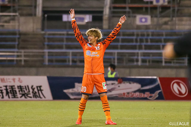 【明治安田Ｊ２ 第9節 愛媛vs松本】