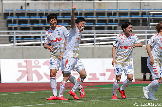 【明治安田Ｊ２ 第10節 愛媛vs新潟】