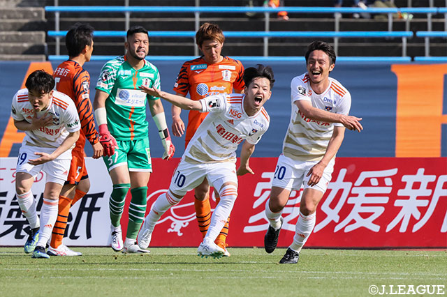 【明治安田Ｊ２ 第10節 愛媛vs新潟】