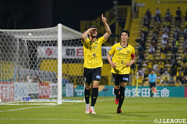 【明治安田Ｊ１ 第17節 柏vs札幌】