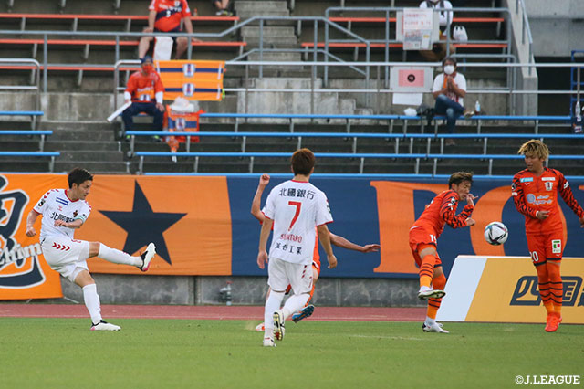 【明治安田Ｊ２ 第18節 愛媛vs金沢】