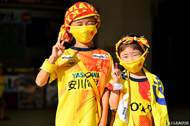 【明治安田Ｊ２ 第19節 北九州vs愛媛】