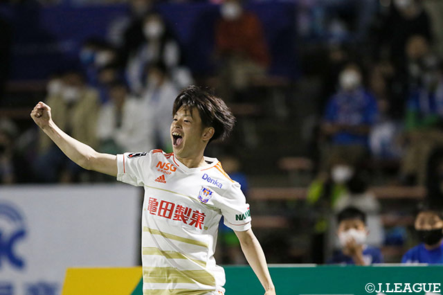 【明治安田Ｊ２ 第19節 秋田vs新潟】