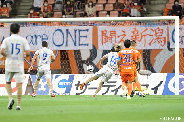 【明治安田Ｊ２ 第29節 新潟vs山形】