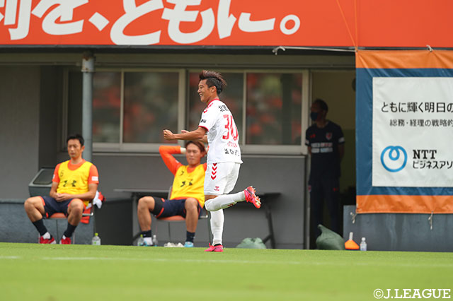 【明治安田Ｊ２ 第33節 大宮vs金沢】