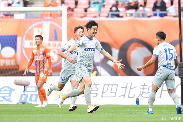 【明治安田Ｊ２ 第35節 新潟vs秋田】