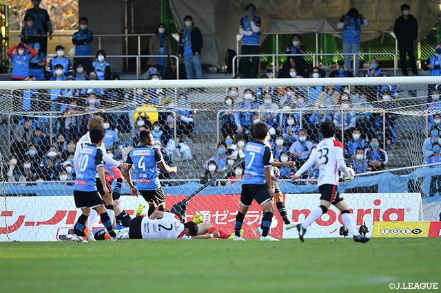 【明治安田Ｊ１ 第34節 川崎Ｆvs浦和】