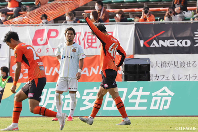 【明治安田Ｊ２ 第37節 山口vs琉球】